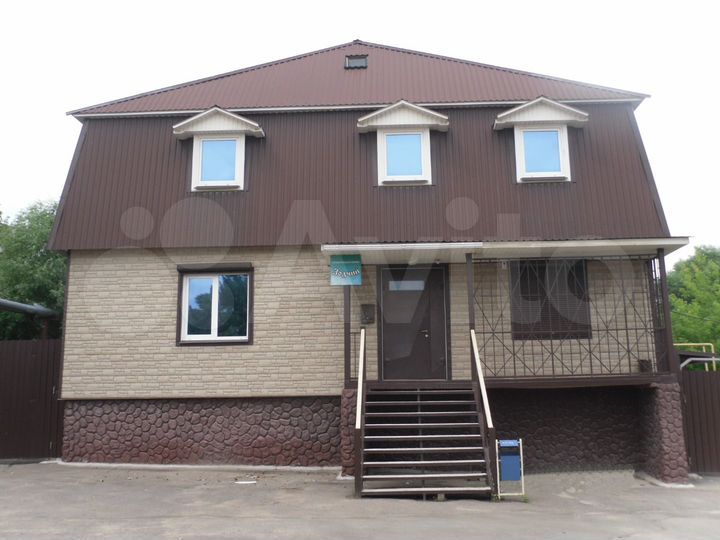 Продается коммерческая, 382.7 кв.м., 3/3 эт