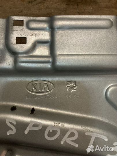 Стеклоподъемник задний правый Kia Sportage 2