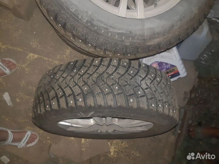 Michelin Agilis X-Ice North 195/65 R15