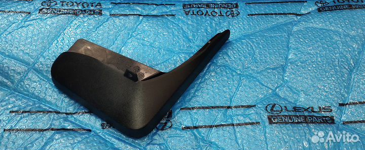 Брызговик Venza задний правый Оригинал