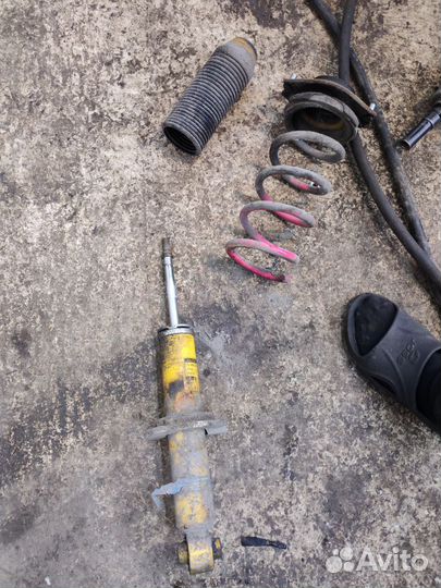 Subaru стойки bilstein