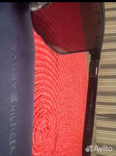 Солнцезащитные очки мужские tommy hilfiger