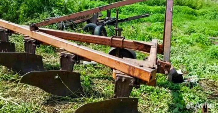 Плуг ЛесАгроМаш ПЛН-4.35, 1992