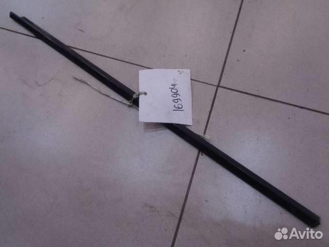 Накладка стекла переднего левого (бархотка) BMW X