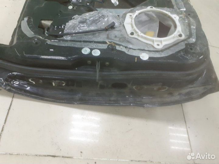 Дверь задняя правая Nissan Terrano lbyd21