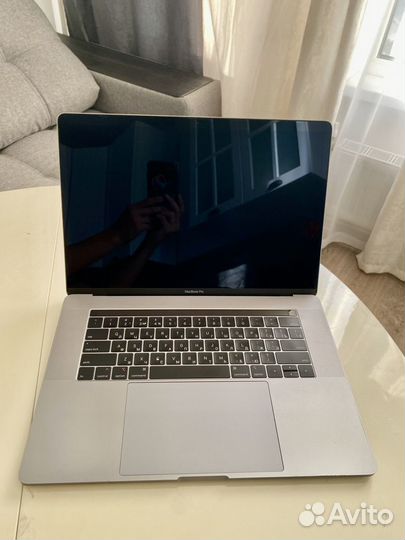 Apple macbook pro 15 2019