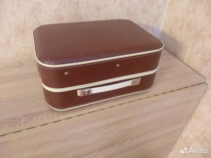 Электрофон Молодежный, отличное состояние, рабочий