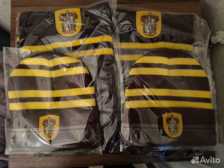 Шапка и шарф старшеклассника Гриффиндор