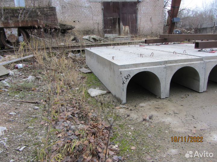 Лоток водоотводный Л-300/Л, лк