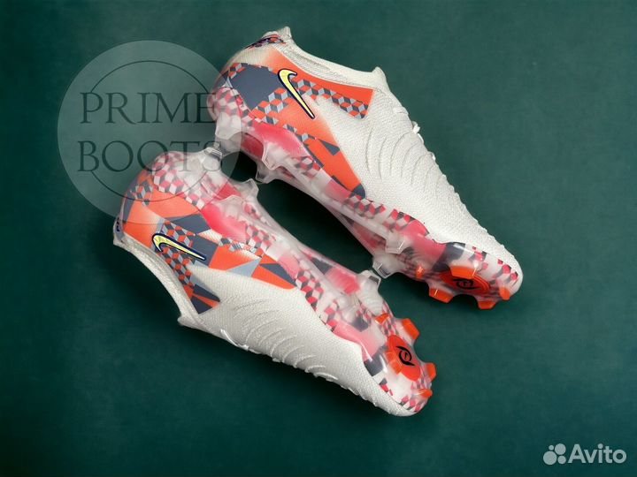 Бутсы Nike Phantom luna