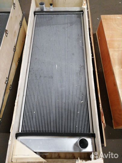 Радиатор водяной Caterpillar 325D