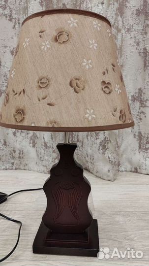 Лампа настольная