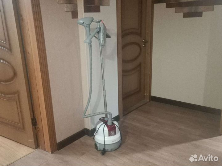 Отпариватель для одежды Kitfort