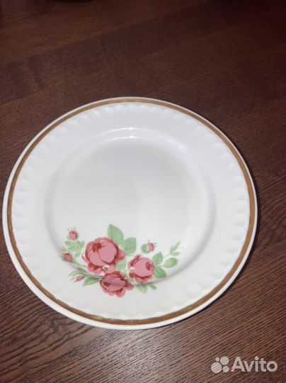 Тарелки разные