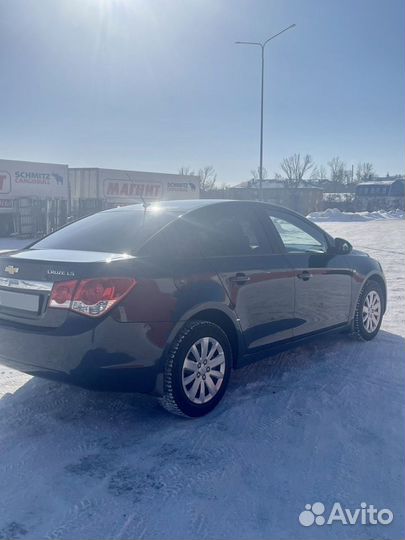 Chevrolet Cruze 1.6 МТ, 2011, 204 000 км