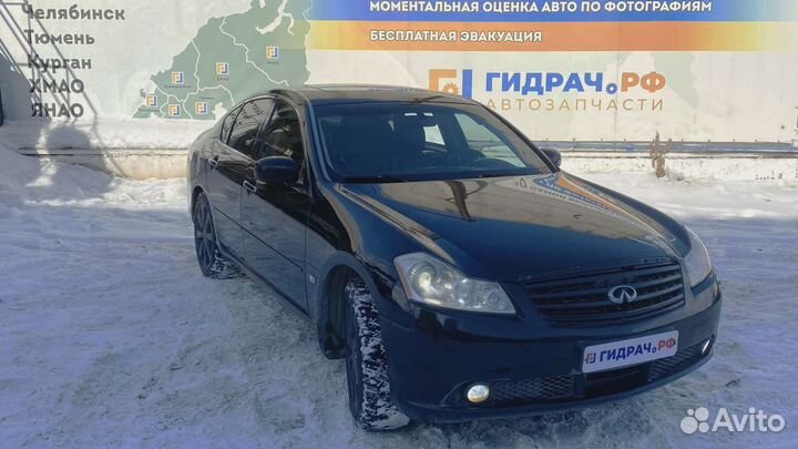 Накладка блока управления задняя правая Infiniti M