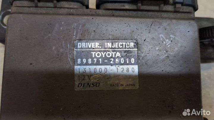 Блок управления форсунками Toyota RAV 4, 2005