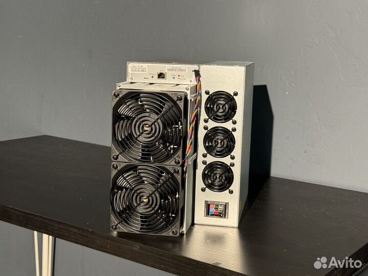 Asic майнер Bitmain Antminer T21 190 TH/s