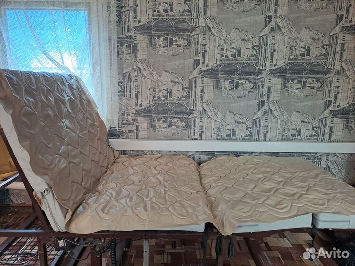 Кровать для лежачих больных с электроприводом