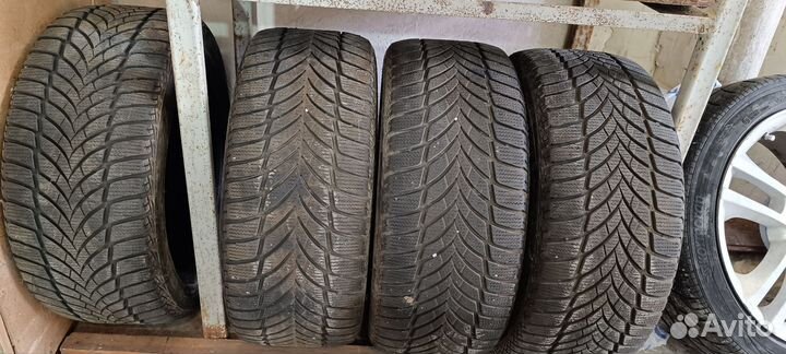 Goodyear UltraGrip Ice 2 235/45 R17