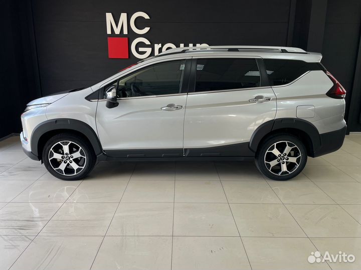 Mitsubishi Xpander Cross, 2022