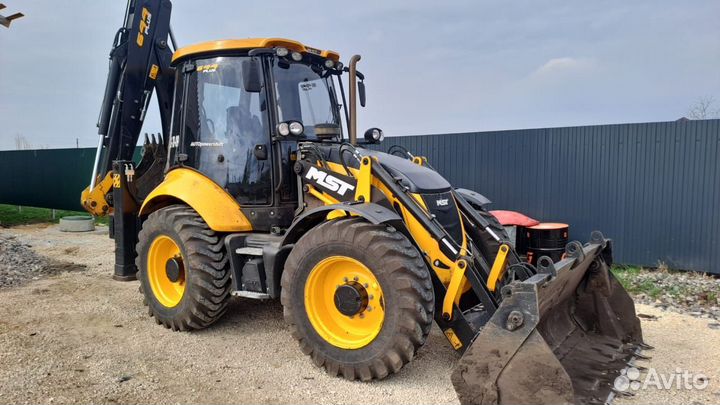 Экскаватор погрузчик