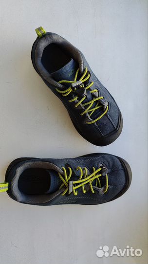 Кроссовки keen