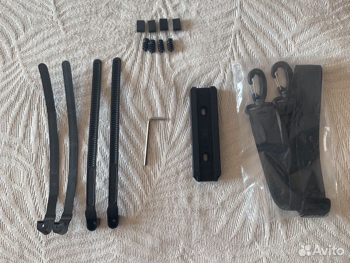 Сумки-кофры на переднюю вилку велосипеда