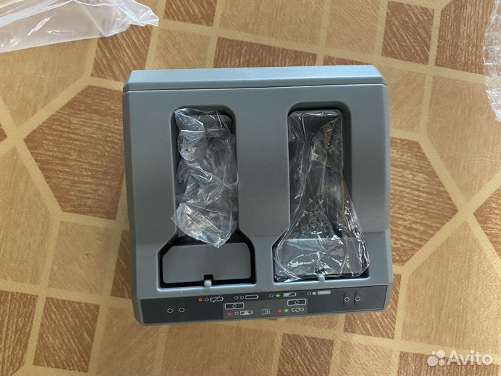 Зарядное устройство trimble