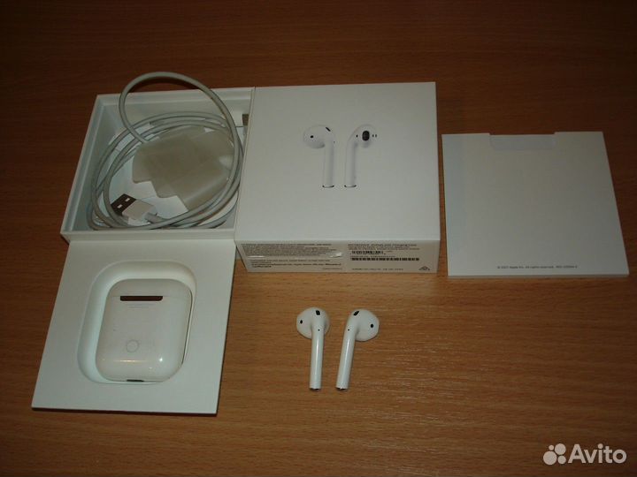 Наушники Apple AirPods 2