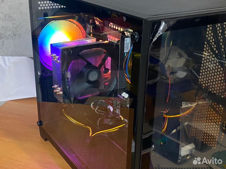 Игровой пк, б/у 1 месяц+ монитор+ весь комплетк
