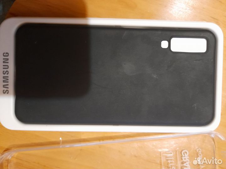 Чехол для Samsung Galaxy A7 новый