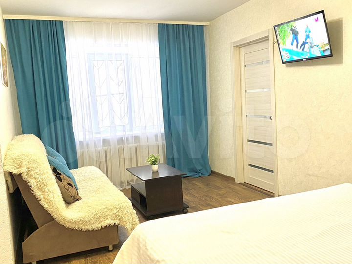 2-к. квартира, 50 м², 1/4 эт.