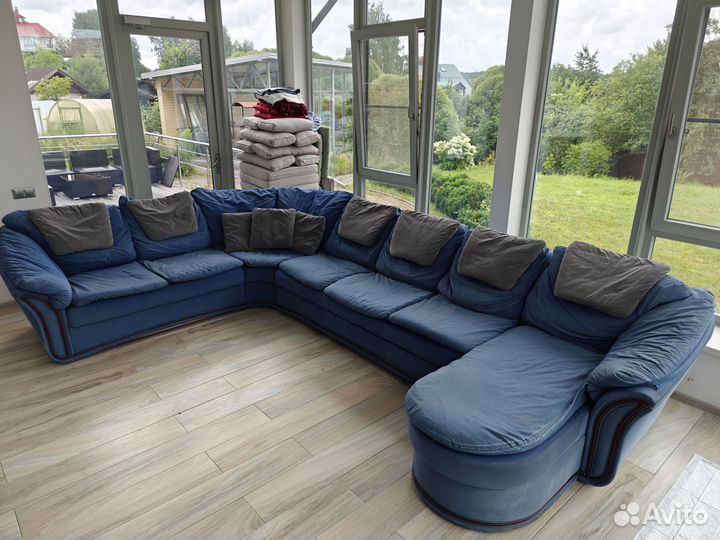 Угловой диван