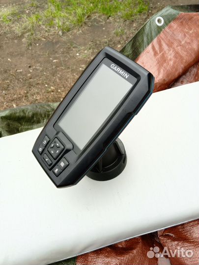 Эхолот garmin striker vivid 4cv