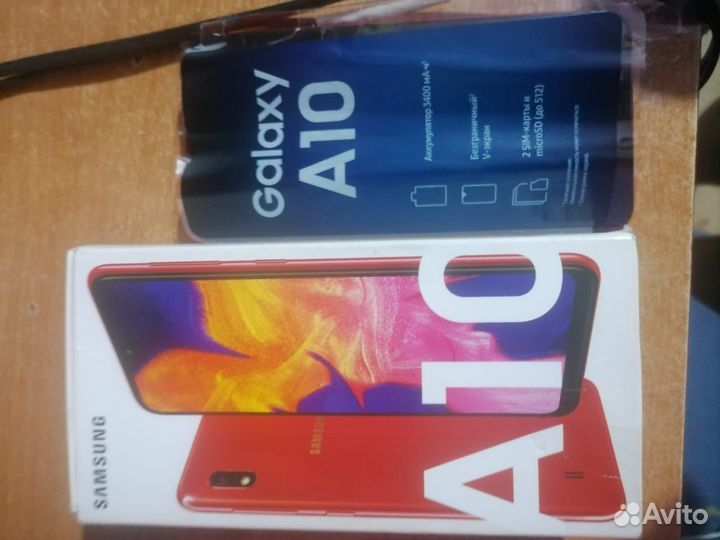Samsung Galaxy A10, 2/32 ГБ