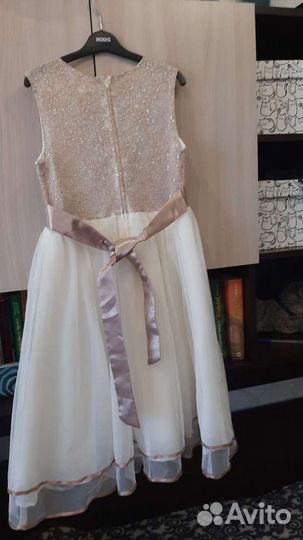 Праздничное платье для девочки, размер 134