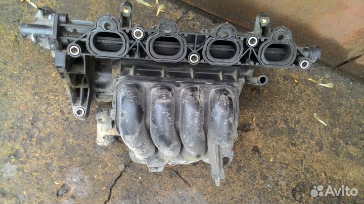 Коллектор впускной Mazda