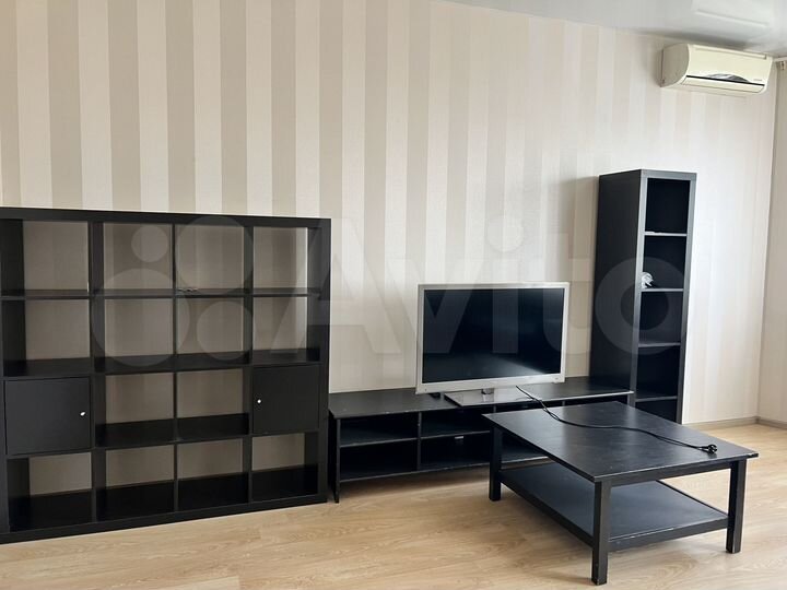 2-к. квартира, 77 м², 14/16 эт.