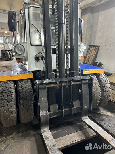 Вилочный погрузчик ЛЬВОВСКИЙ ПОГРУЗЧИК (ЛЕВ) АП-4045, 1994