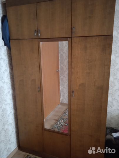 Шкаф для одежды бу
