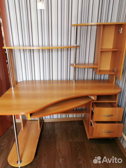 Компьютерный стол бу