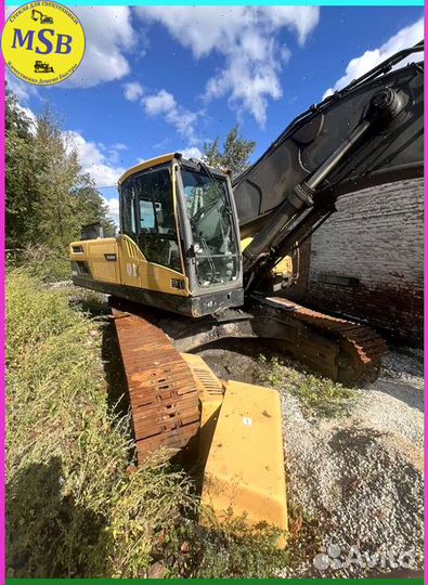 Левое стекло на экскаватор гусеничный Volvo EC480