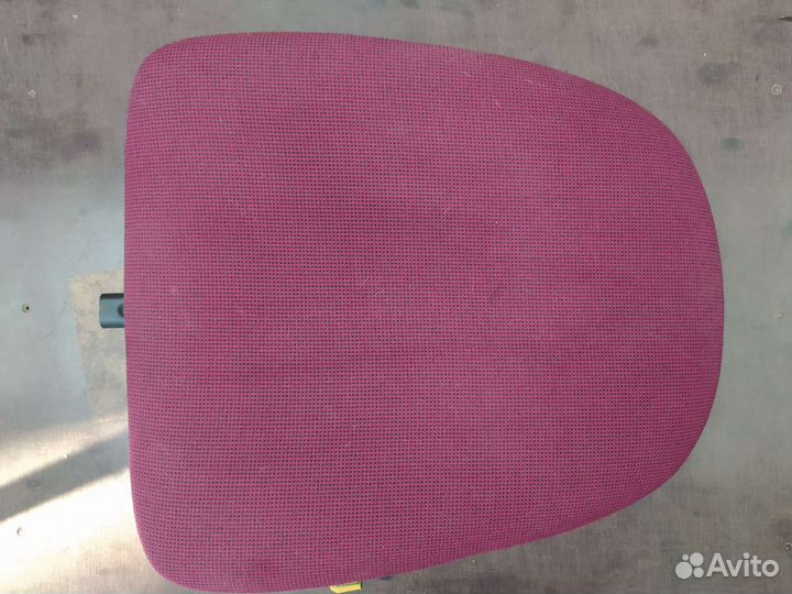 Спинка офисного кресла