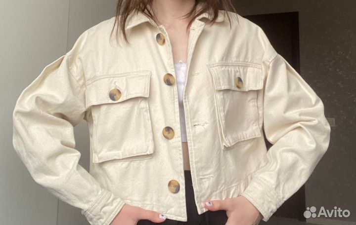Джинсовая куртка bershka