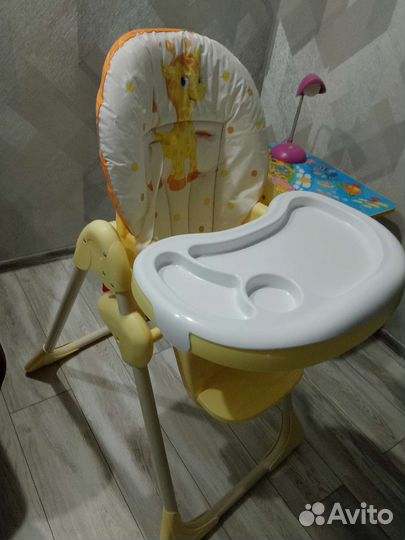 Столик для малыша