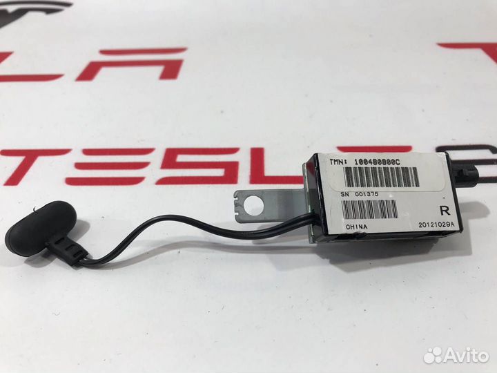 Антенна усилитель AM/FM Tesla Model S 2013
