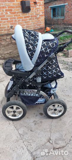 Прогулочная коляска б/у