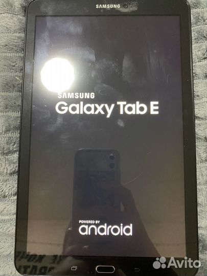 Планшет Samsung Galaxy Tab E 9.6+провод б/у