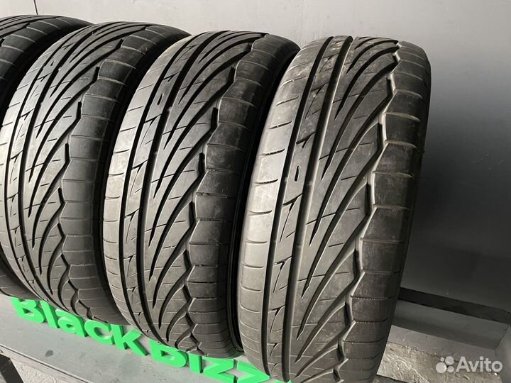 Toyo Proxes TR1 215/55 R17 94V